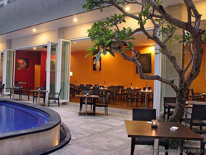 Inna 8 Lifestyle Hotel Denpasar Restaurant photo